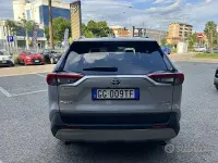 Usata Toyota RAV4 Hybrid 222 CV (163 kW) 2022 Grigio SUV
