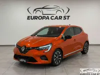 Usata Renault Clio V Engineered 140 CV (102 kW) 2023 Arancione Berlina