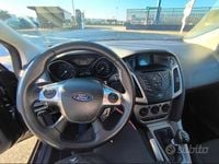 Begagnad Ford Focus 116 HK (85 kW) 2012 Vit Kombi