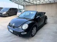 Usata VW New Beetle 116 CV (85 kW) 2003 Nero Utilitaria