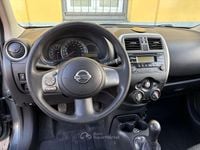 Usata Nissan Micra 80 CV (58 kW) 2015 Gray Utilitaria