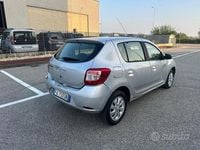 Usata Dacia Sandero Ambiance 75 CV (55 kW) 2015 Grigio Berlina