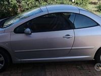 Begagnad Peugeot 307 CC 136 HK (100 kW) 2006 Grå Cab