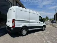 Usata Ford Transit Trend 129 CV (94 kW) 2023 Frozen white Furgone