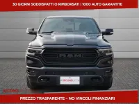 Usata RAM 1500 401 CV (294 kW) 2023 Nero Pick-up