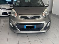 Usata Kia Picanto 69 CV (50 kW) 2014 Beige Utilitaria