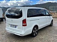 Usata Mercedes V220 163 CV (119 kW) 2022 Bianco Monovolume