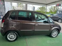 Usata Lancia Musa 95 CV (69 kW) 2010 Marrone Monovolume