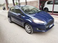 Second-hand Ford Fiesta 80 CP (58 kW) 2014 Albastru Hatchback