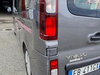 Usata Opel Vivaro 125 CV (91 kW) 2015 Marrone Monovolume