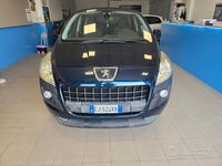 Usata Peugeot 3008 112 CV (82 kW) 2011 Blu Station wagon