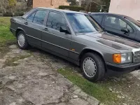 Usata Mercedes 190 72 CV (52 kW) 1986 Grigio Berlina