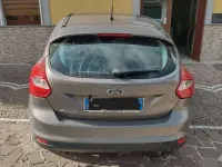 Usata Ford Focus Titanium 116 CV (85 kW) 2011 Grigio Berlina