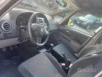 Usata Suzuki SX4 107 CV (78 kW) 2006 Grigio Station wagon