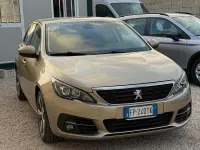 Usata Peugeot 308 GT-line 131 CV (96 kW) 2018 Giallo Berlina