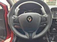Usata Renault Clio IV 75 CV (55 kW) 2015 Rosso Berlina