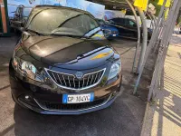 Usata Lancia Ypsilon Gold 69 CV (50 kW) 2023 Nero Utilitaria