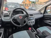 Usata Fiat Grande Punto 77 CV (56 kW) 2009 Grigio Utilitaria
