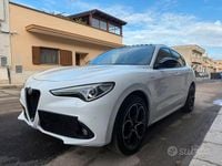 Begagnad Alfa Romeo Stelvio Veloce 210 HK (154 kW) 2022 Vit SUV