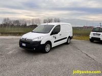 Usata Citroën Berlingo 49 kW (67 CV) 2019 Bianco / pastello Monovolume