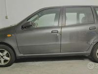 Usata Fiat Punto 1995 Grigio Berlina