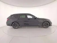 Usata BMW 318 M Sport 150 CV (110 kW) 2025 Black sapphire metallizzato Station wagon