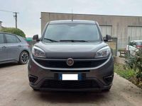 Usata Fiat Doblò Lounge 105 CV (77 kW) 2023 Grigio Monovolume