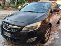 Usata Opel Astra 125 CV (91 kW) 2010 Nero Berlina