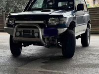 Usata Mitsubishi Pajero 125 CV (91 kW) 2000 Blu SUV