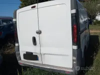 Usata Opel Vivaro 82 CV (60 kW) 2004 Bianco Monovolume