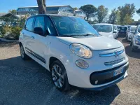 Begagnad Fiat 500L Lounge 85 HK (62 kW) 2014 Vit Minibuss