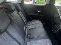 Usata Peugeot 3008 Business-Line 131 CV (96 kW) 2019 Bianco SUV