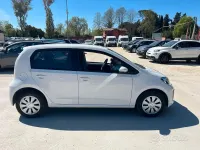 Usata VW up! Move 60 CV (44 kW) 2018 Bianco Utilitaria