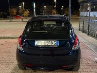 Usata Lancia Ypsilon Gold 69 CV (50 kW) 2019 Utilitaria