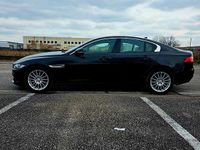 Usata Jaguar XE Prestige 163 CV (119 kW) 2016 Nero Berlina