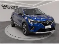 Usata Renault Captur Intens 101 CV (74 kW) 2023 Blu scuro SUV