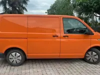 Usata VW Transporter 150 CV (110 kW) 2021 Arancione Furgone