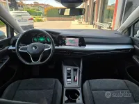 Usata VW Golf VIII 150 CV (110 kW) 2022 Pure white Berlina