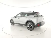 Usata Peugeot 2008 Allure 101 CV (74 kW) 2025 Argento SUV