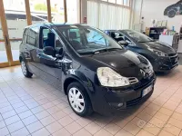 Usata Renault Modus 90 CV (66 kW) 2011 Nero Monovolume