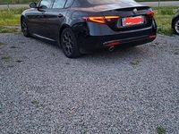 Usata Alfa Romeo Giulia 150 CV (110 kW) 2016 Nero Berlina