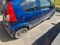 Usata Peugeot 107 68 CV (50 kW) 2005 Bluazzurro Utilitaria