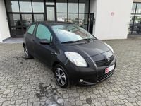 Usata Toyota Yaris 90 CV (66 kW) 2007 Grigio Utilitaria