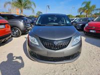 Usata Lancia Ypsilon Gold 69 CV (50 kW) 2024 Grigio Utilitaria