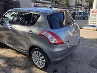 Begagnad Suzuki Swift 75 HK (55 kW) 2011 Grå Halvkombi