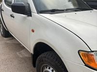 Usata Mitsubishi L200 136 CV (100 kW) 2009 Bianco Pick-up