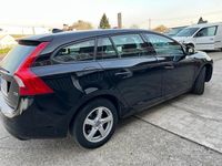 Usata Volvo V60 Business Edition 120 CV (88 kW) 2018 Nero Station wagon