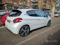 Usata Peugeot 208 GT-line 110 CV (80 kW) 2017 Bianco Utilitaria