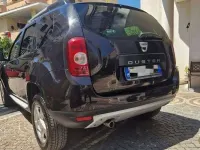 Usata Dacia Duster Lauréate 110 CV (80 kW) 2011 Nero SUV