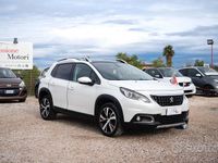 Usata Peugeot 2008 Allure 120 CV (88 kW) 2017 Bianco SUV